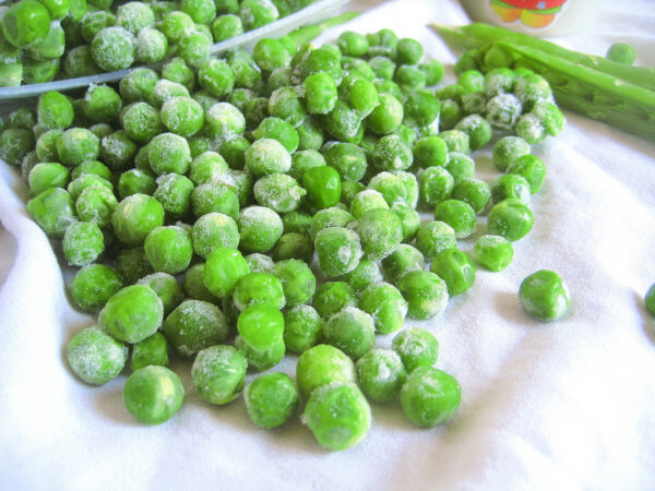frozen GREEN PEAS VATANA